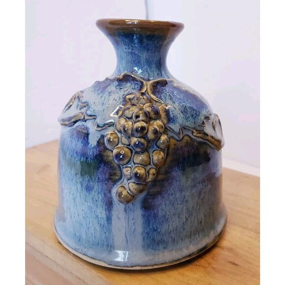 Vintage Greg Olson California Art Pottery Stoneware Handmade Grapes Vase Blue - Picture 7 of 11